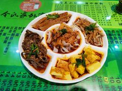小吃五拼-令氏家外家岐山面(火炬路店)