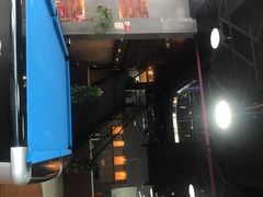 -蓝海豚游泳俱乐部(南京西路店)