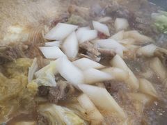 -粘豆包柴火铁锅炖
