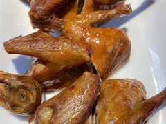 脆皮乳鸽-金时代顺风大酒店(协泰店)