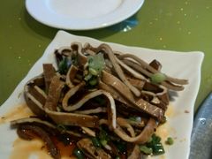 -颜氏双江清水鱼一养身火锅(磁器口店)