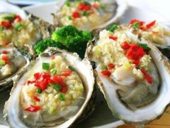 -老东镇啤酒屋海鲜加工·蒸汽海鲜·海鲜烧烤(台东店)