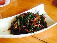 井冈山烟笋炒肉-原鄉本味 楚菜 丹江口鱼(北苑店)