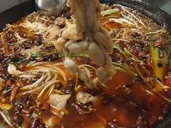 -鸿顺老铁锅美蛙鱼府(解放碑店)