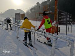 -玉龙滑雪场
