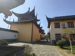 -吴兴寺