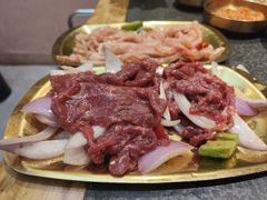-一家东北烤肉(华大店)