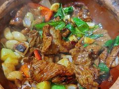 -天宝食坊·啫啫煲大排档(西华路店)