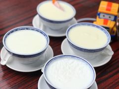 -周大娘牛乳(旧寨古村总店)