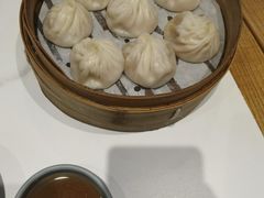 -馋三尺蟹粉小笼(人民广场店)