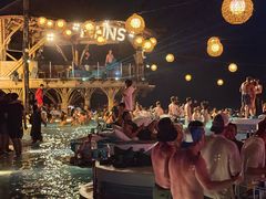 -FINNS Beach Club