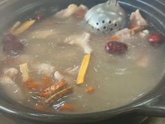 -濠轩阁特色生蚝火锅(水湾路店)