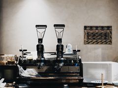 -Metal hands·铁手咖啡