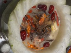 -得意咚瓜·顺德鱼生·冬瓜火锅(深圳首店)