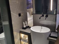 -柏槿酒店(罗湖口岸向西地铁站店)