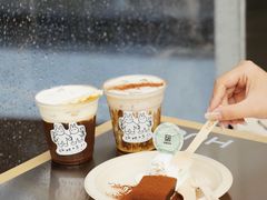 -HUGS coffee(东区店)