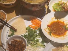 -关东小磨东北菜(上海长风大悦城店)