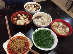 -继红顺河抄手名小吃