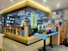 -灵芝妹子海鲜米线(劳动公园店)