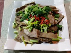 -墨脱石锅椰子鸡•香草鸭•东山羊(大东海店)