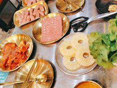 -胡悦里韩式烤肉(芝罘万达广场店)
