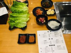 -肉甲韩国木炭烤肉(新壹街1店)