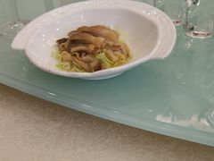 -梅龙镇酒家(南京西路总店)