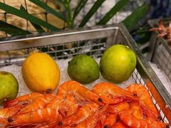 -大中华希尔顿酒店-念自助餐·嗨啤·小龙虾