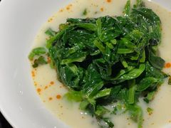 姜汁鱼汤豆苗-解香楼(八盘岭路店)