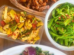 -88号小吃店·经典云南菜·地道纳西美食