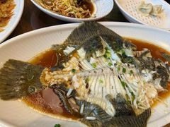 -赶海部落海鲜城(海阳路店)