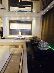 -北京七彩云南翡翠珠宝旗舰店(月坛店)