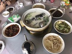 -天乐农家鱼头王(天目湖店)
