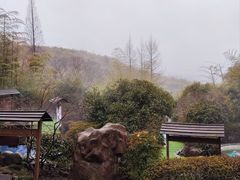 -江南天池高山汤泉城