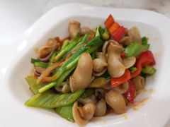 -琼大师东方烤乳猪(亚特兰蒂斯店)