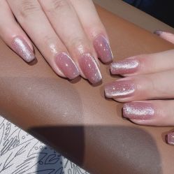 -花系美·美甲美睫精品店