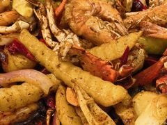 -休记光头香辣蟹干锅店(衣冠庙店)