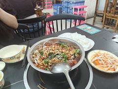 -周良天山牛杂城(天山路总店)
