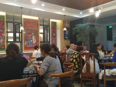 大堂-海韵人家.海景花园经典云南菜(双廊店)