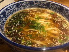 酸汤面-東舍食唐精品陕菜馆