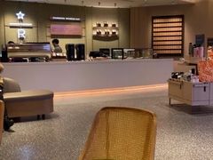 大堂-星巴克臻选(上海陆家嘴中心店)