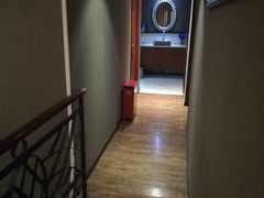 -莱蔻·圣灸堂·推拿艾灸(天山店)