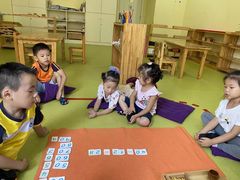 -瑞恩宝感统训练·语言提升·蒙氏托育中心