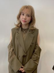 -PE SALON