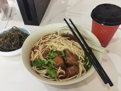 -李先生牛肉面大王(北京站售票厅餐厅)