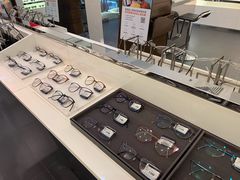 -LensCrafters亮视点(东方新天地店)