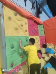 -飞跃蹦床乐园(南山科技园店)