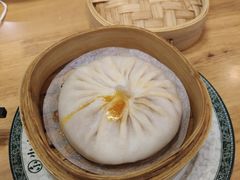 蟹黄汤包-小六汤包(万和城店)