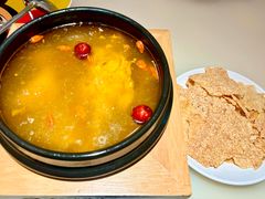 招牌酸萝卜老鸭汤-吕记老鸭汤·徽菜馆(东营路店)