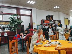 -荣生萝卜汤饭店
